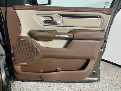 2021 RAM 1500 Laramie Quad Cab 4x2 6'4' Box