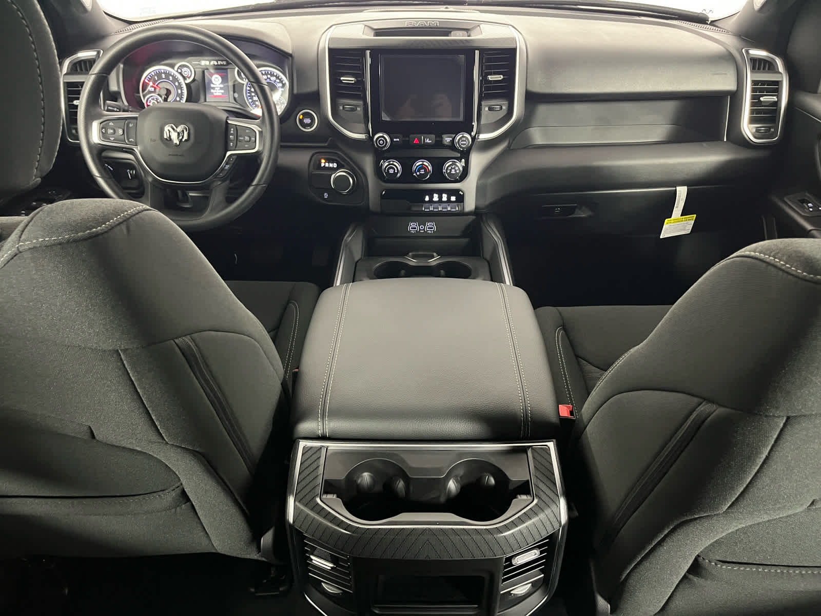 2025 RAM Ram 1500 RAM 1500 LONE STAR CREW CAB 4X2 5'7' BOX