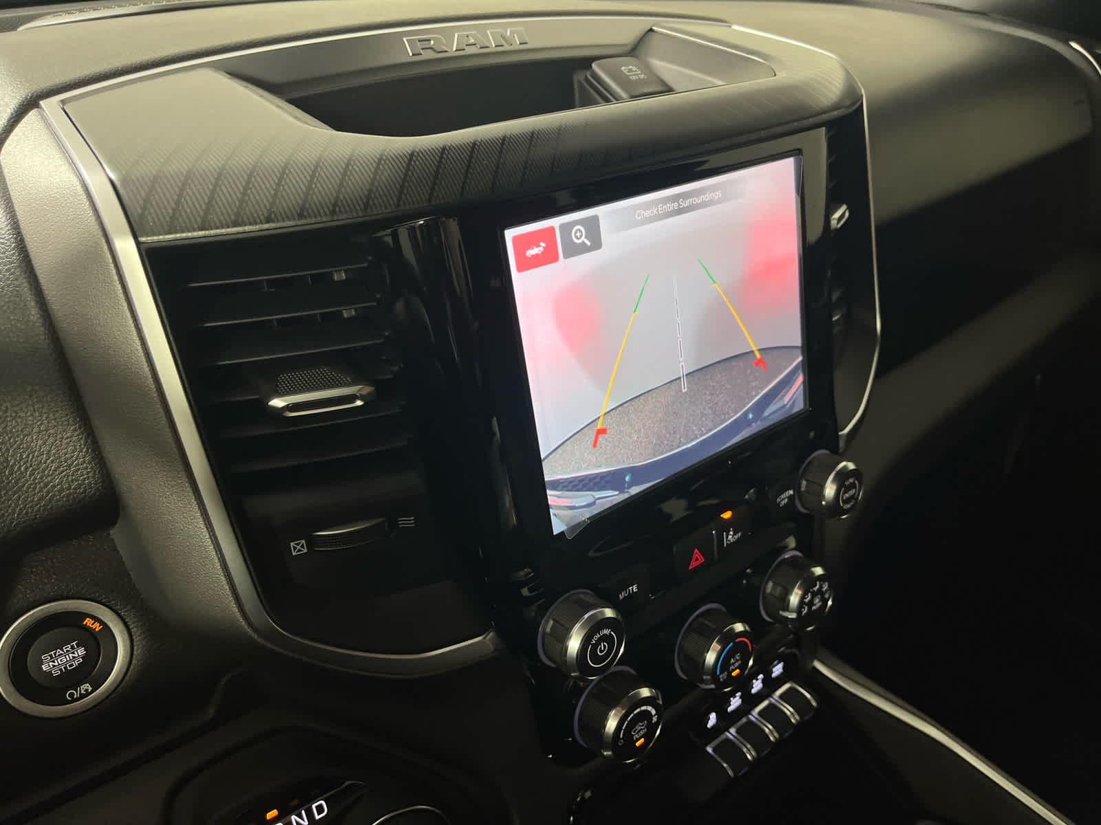 2025 RAM Ram 1500 RAM 1500 LONE STAR CREW CAB 4X2 5'7' BOX