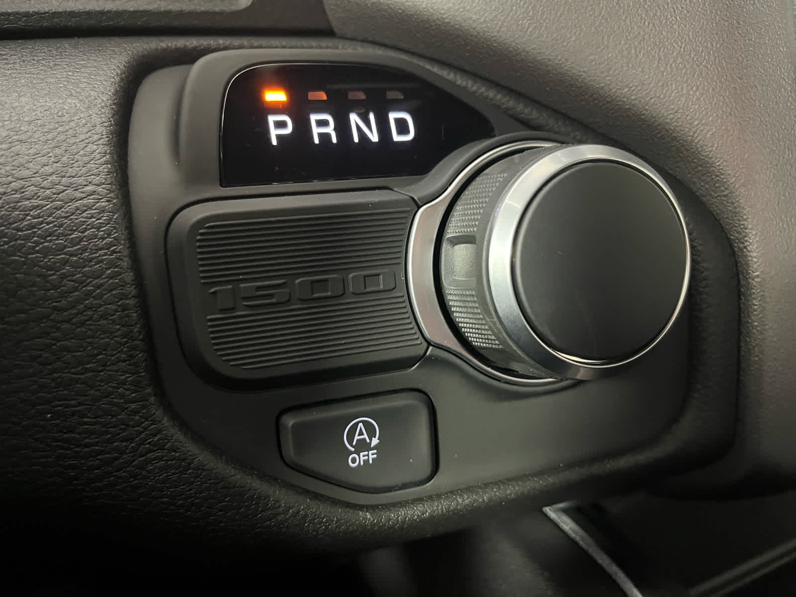 2025 RAM Ram 1500 RAM 1500 LONE STAR CREW CAB 4X2 5'7' BOX