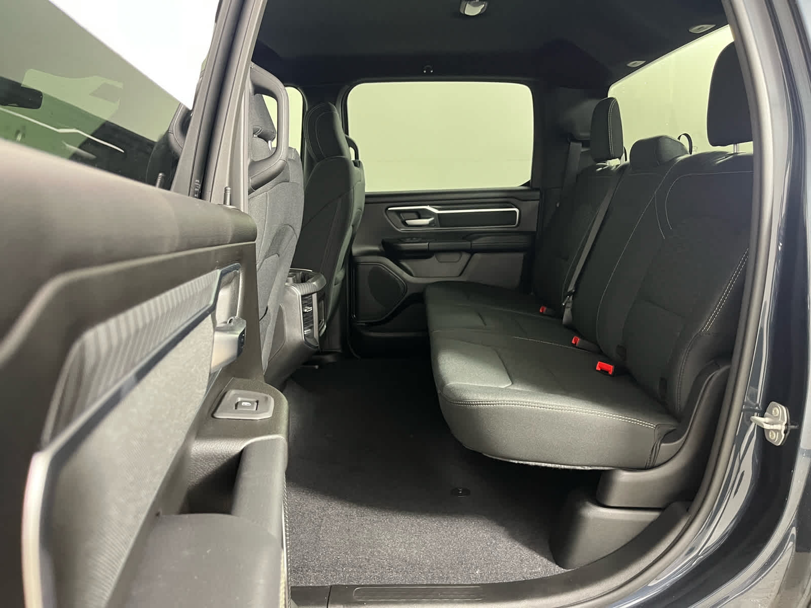 2025 RAM Ram 1500 RAM 1500 LONE STAR CREW CAB 4X2 5'7' BOX