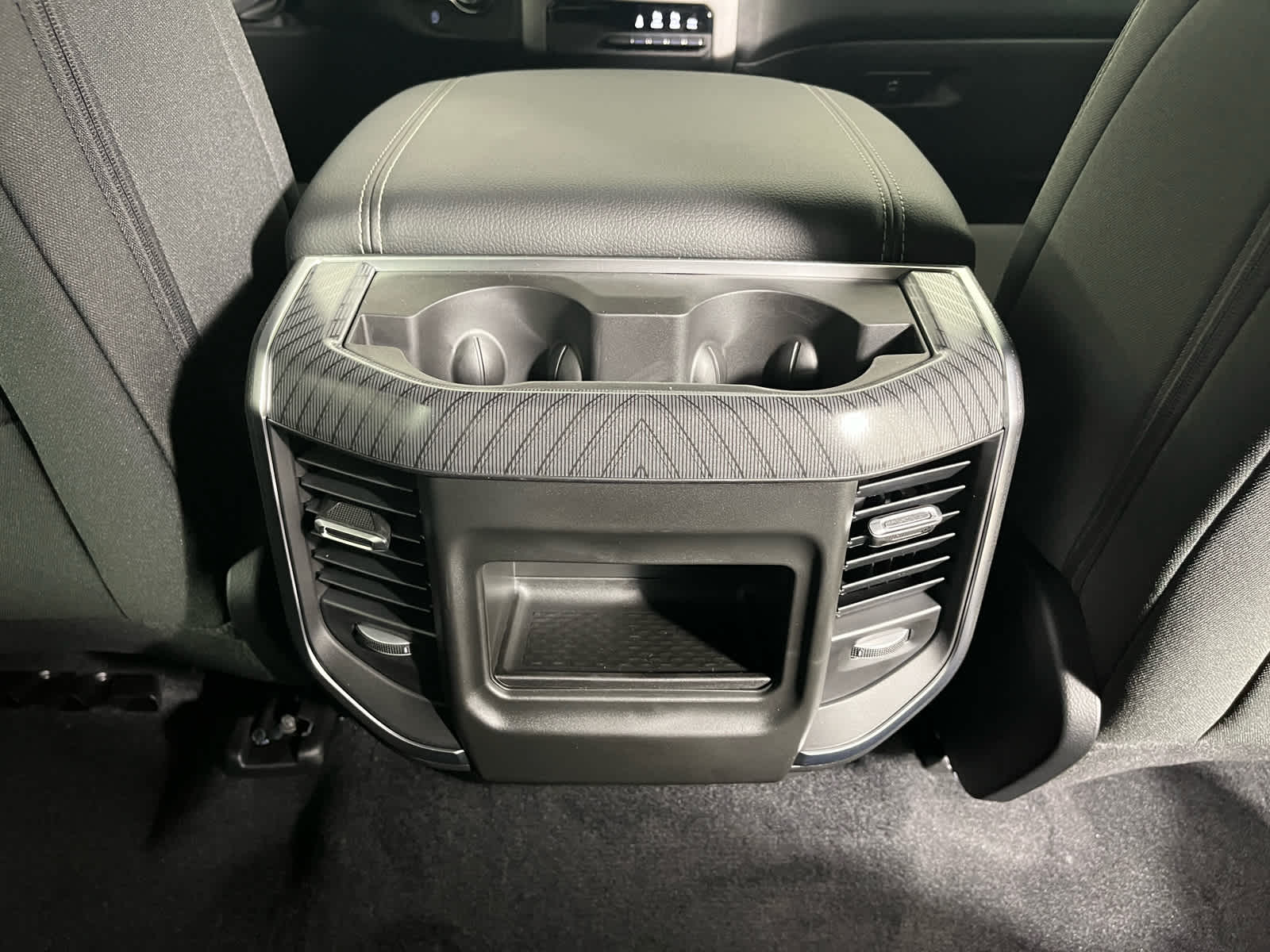 2025 RAM Ram 1500 RAM 1500 LONE STAR CREW CAB 4X2 5'7' BOX