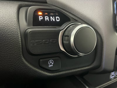 2025 RAM Ram 1500 RAM 1500 LONE STAR CREW CAB 4X2 5'7' BOX