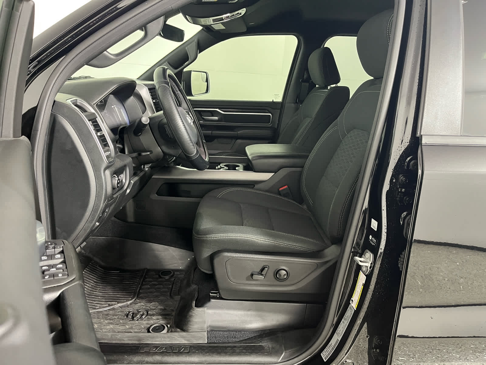 2025 RAM 1500 Big Horn Crew Cab 4x2 5'7' Box