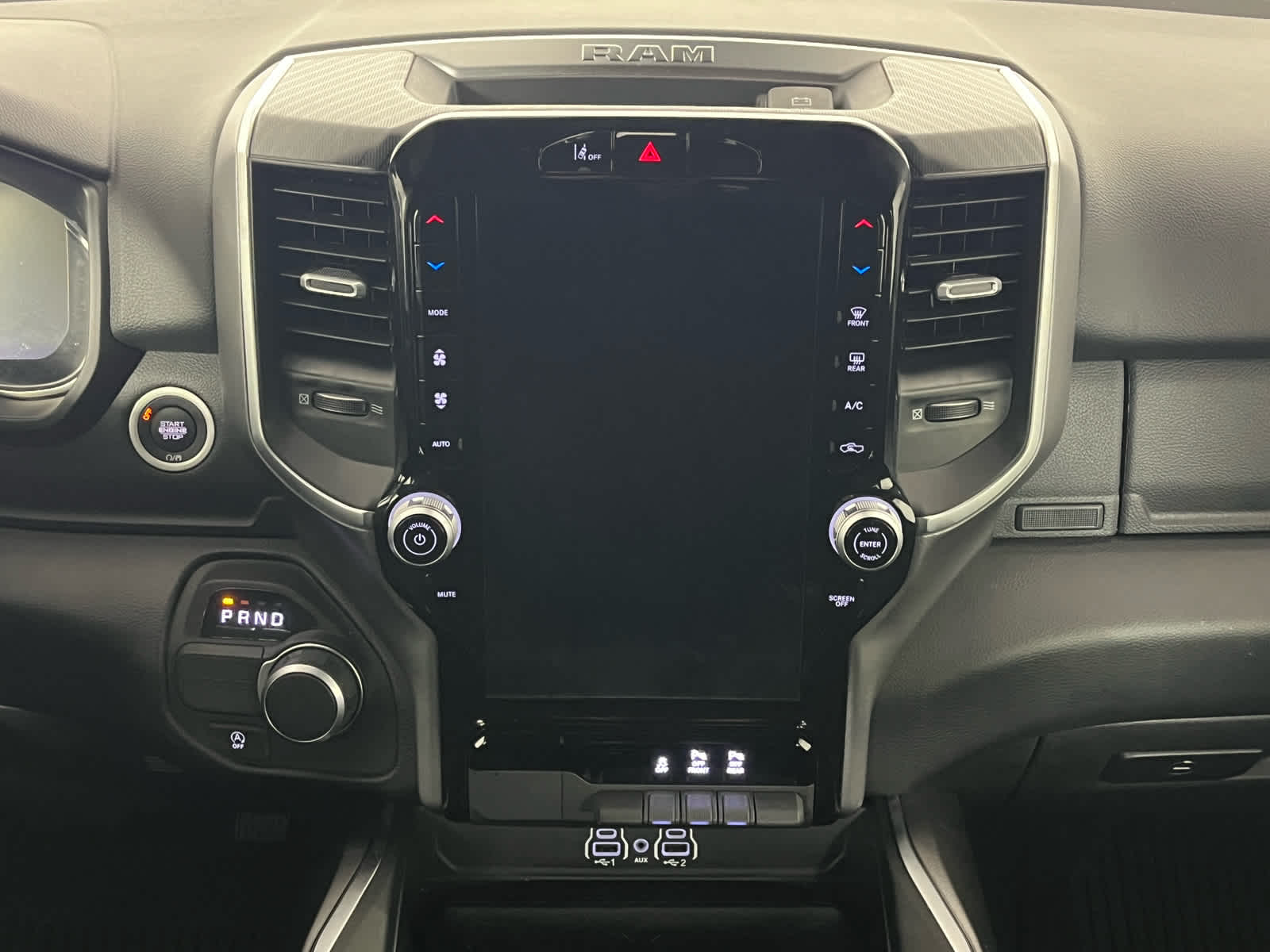 2025 RAM 1500 Big Horn Crew Cab 4x2 5'7' Box