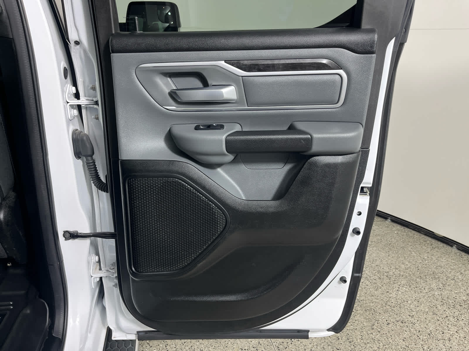 2022 RAM 1500 Big Horn Quad Cab 4x4 6'4' Box