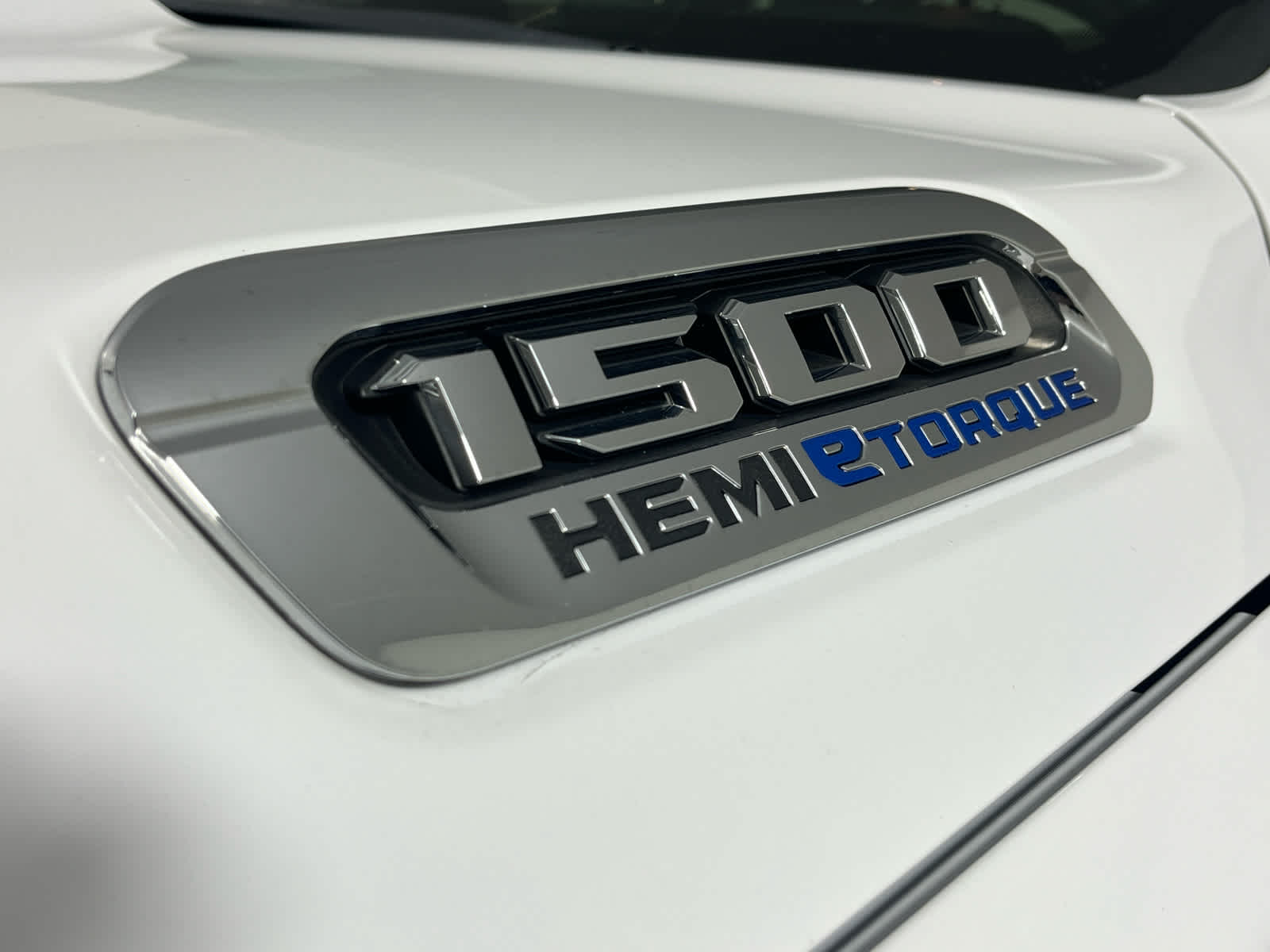 2022 RAM 1500 Big Horn Quad Cab 4x4 6'4' Box