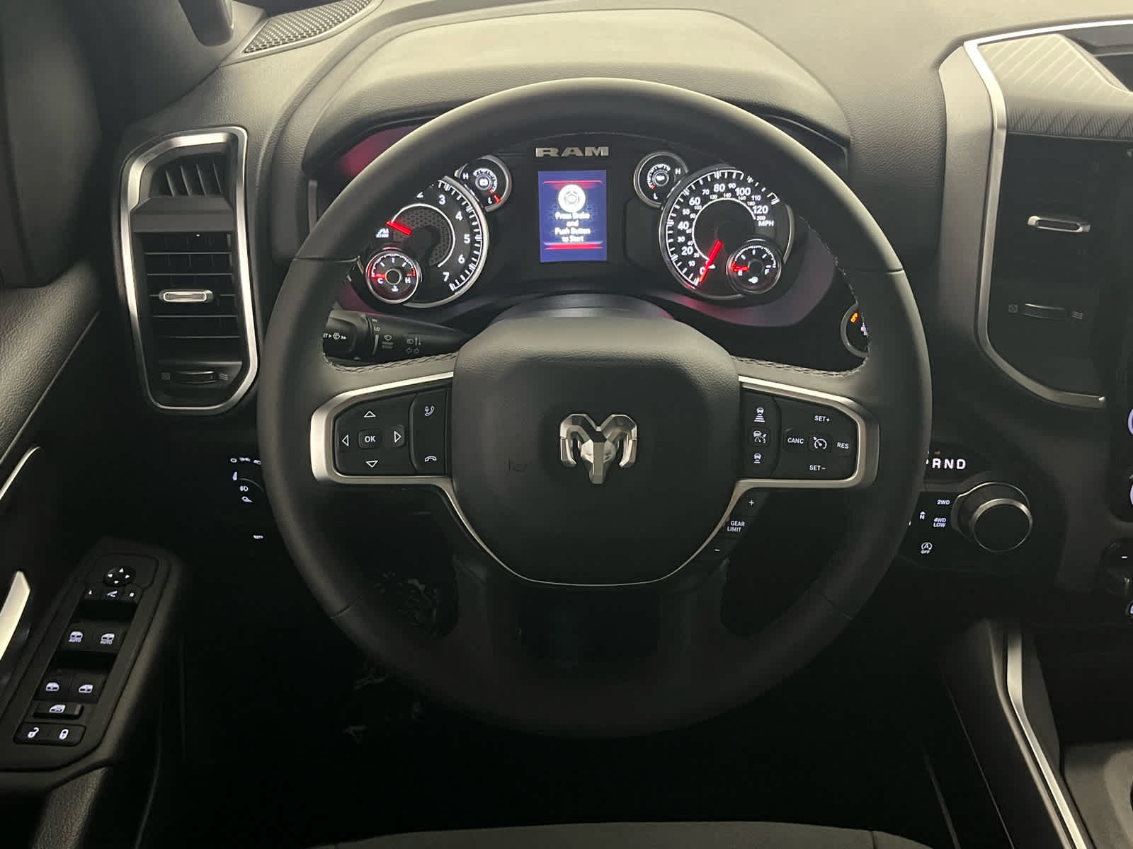 2025 RAM 1500 Big Horn