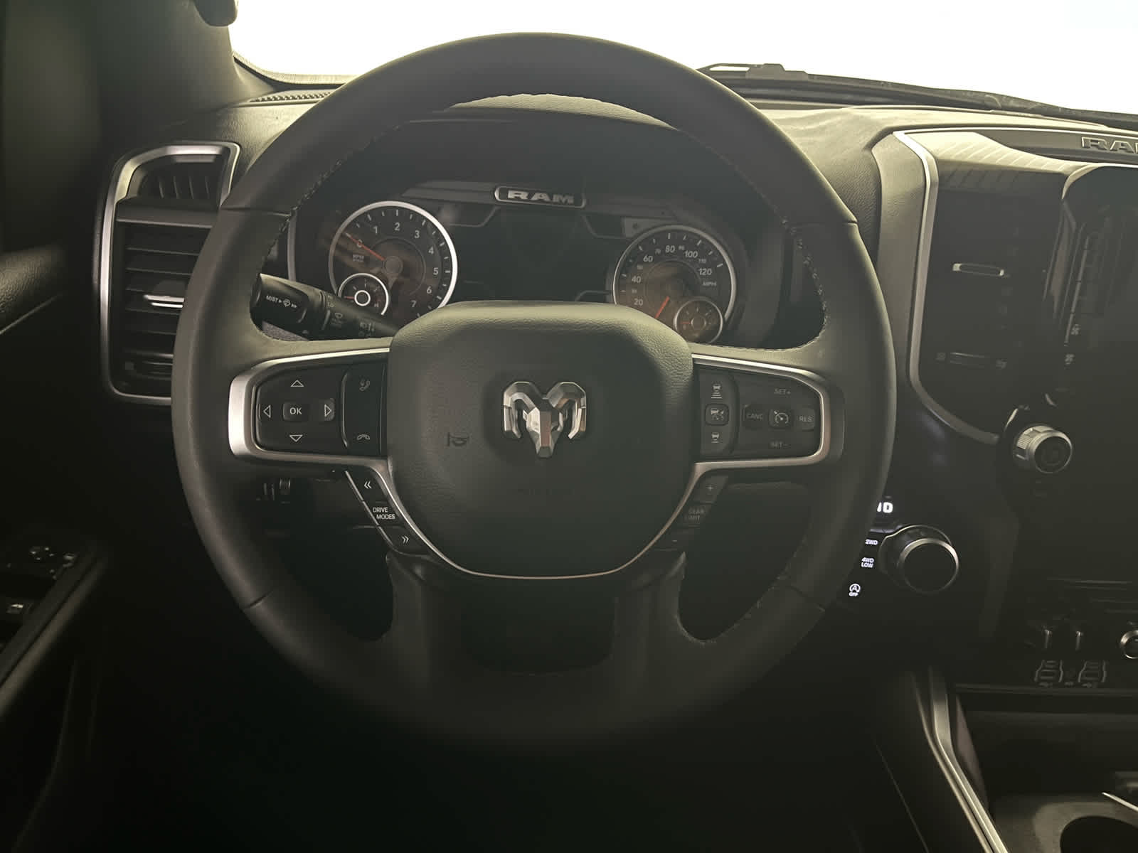 2025 RAM 1500 Big Horn Crew Cab 4x4 5'7' Box