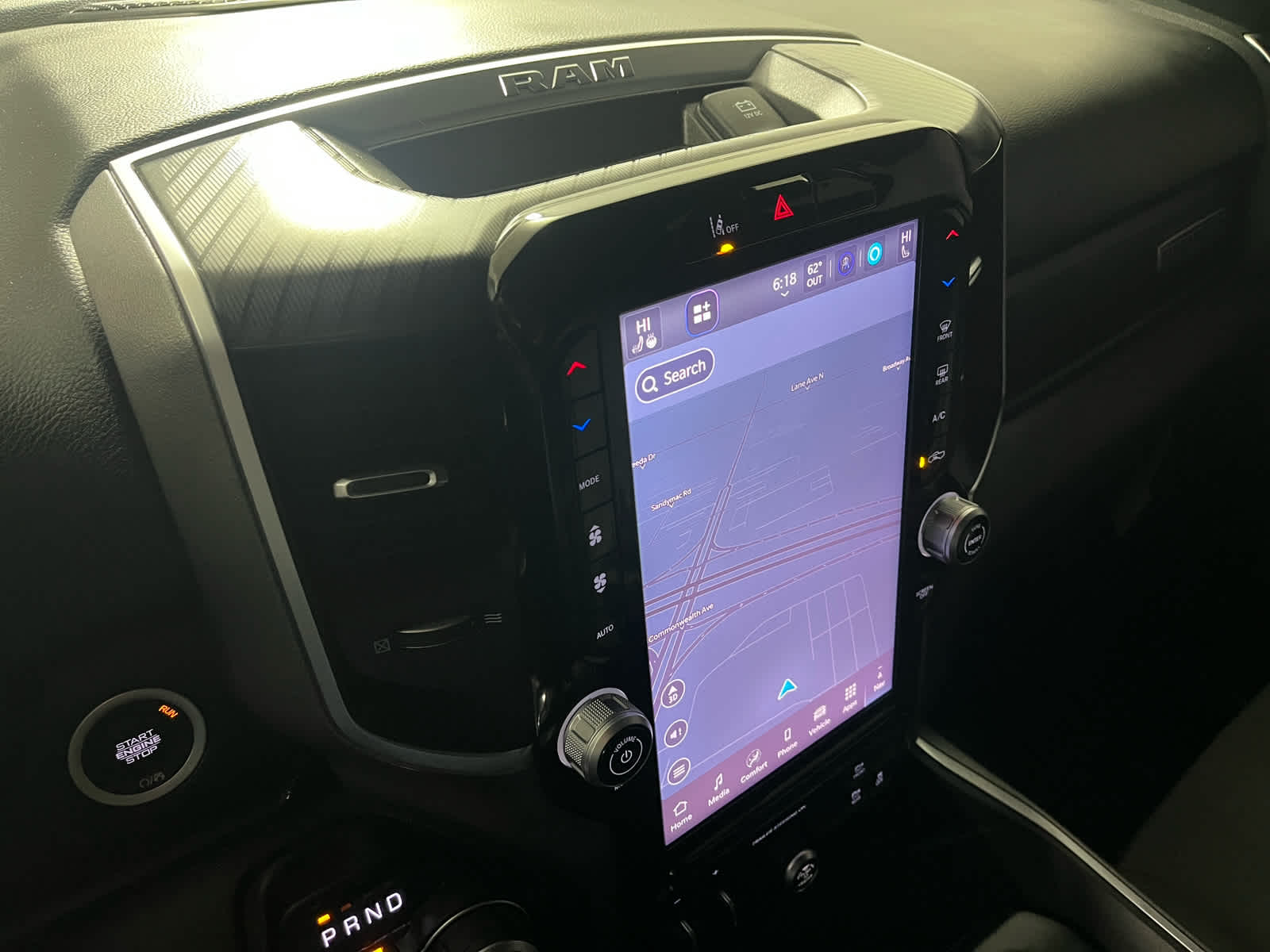 2025 RAM 1500 Big Horn Crew Cab 4x4 5'7' Box