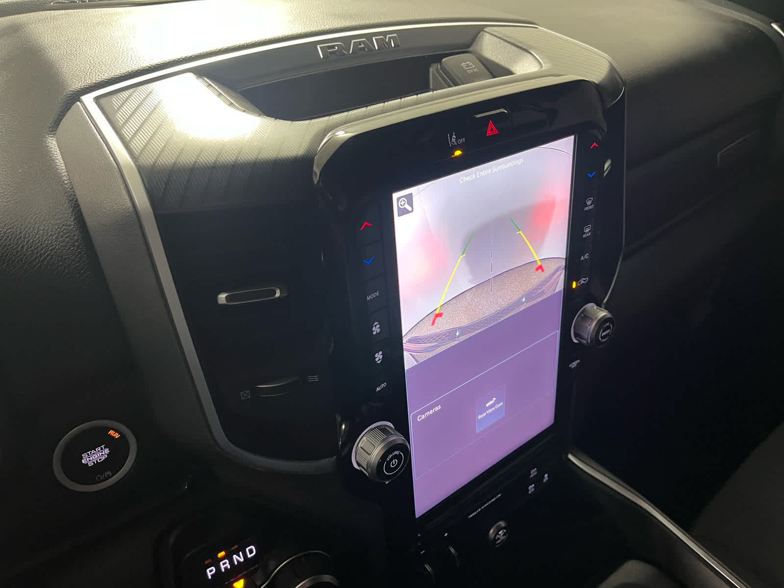 2025 RAM 1500 Big Horn Crew Cab 4x4 5'7' Box