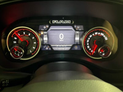 2022 RAM 1500 Big Horn Crew Cab 4x4 5'7' Box