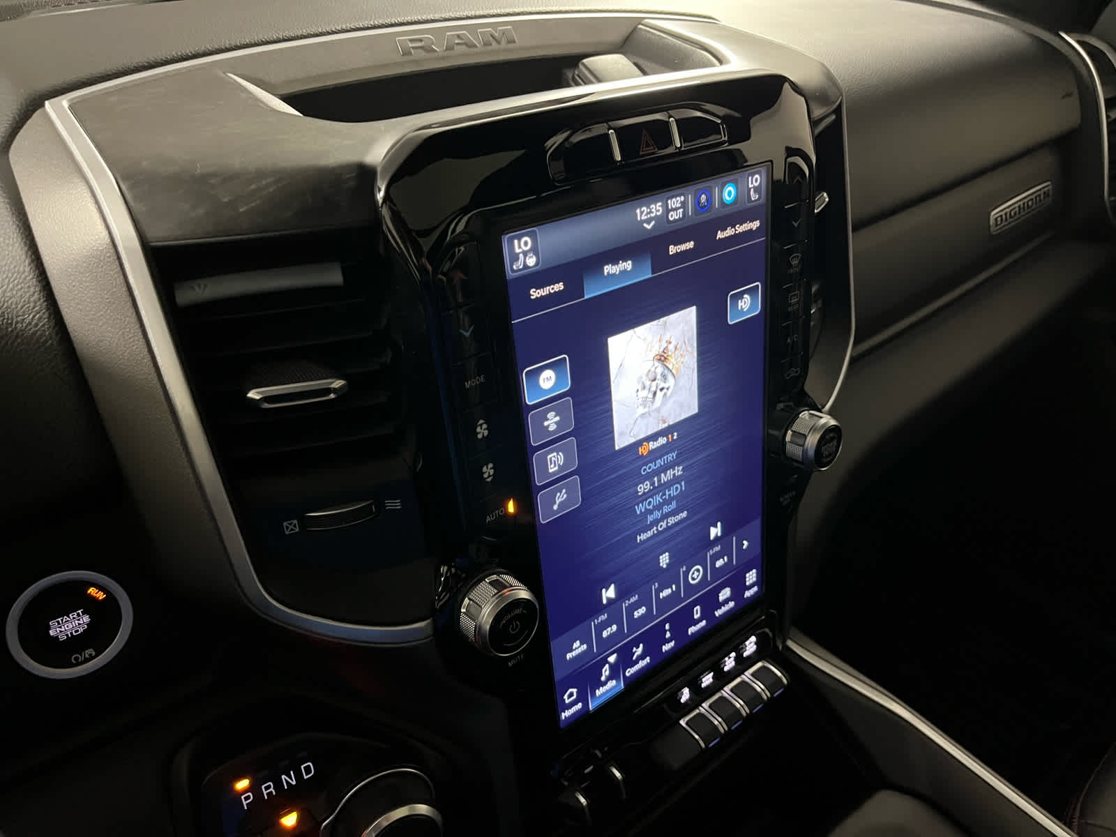 2022 RAM 1500 Big Horn Crew Cab 4x4 5'7' Box