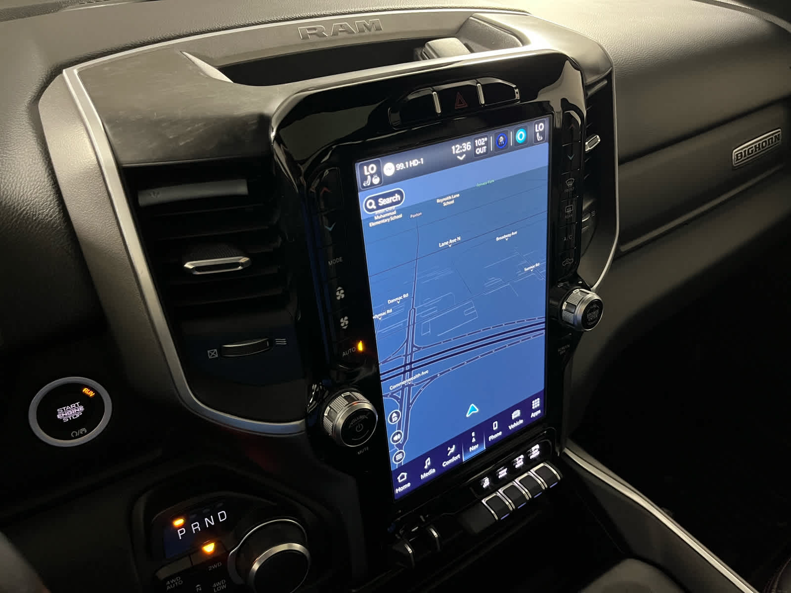 2022 RAM 1500 Big Horn Crew Cab 4x4 5'7' Box