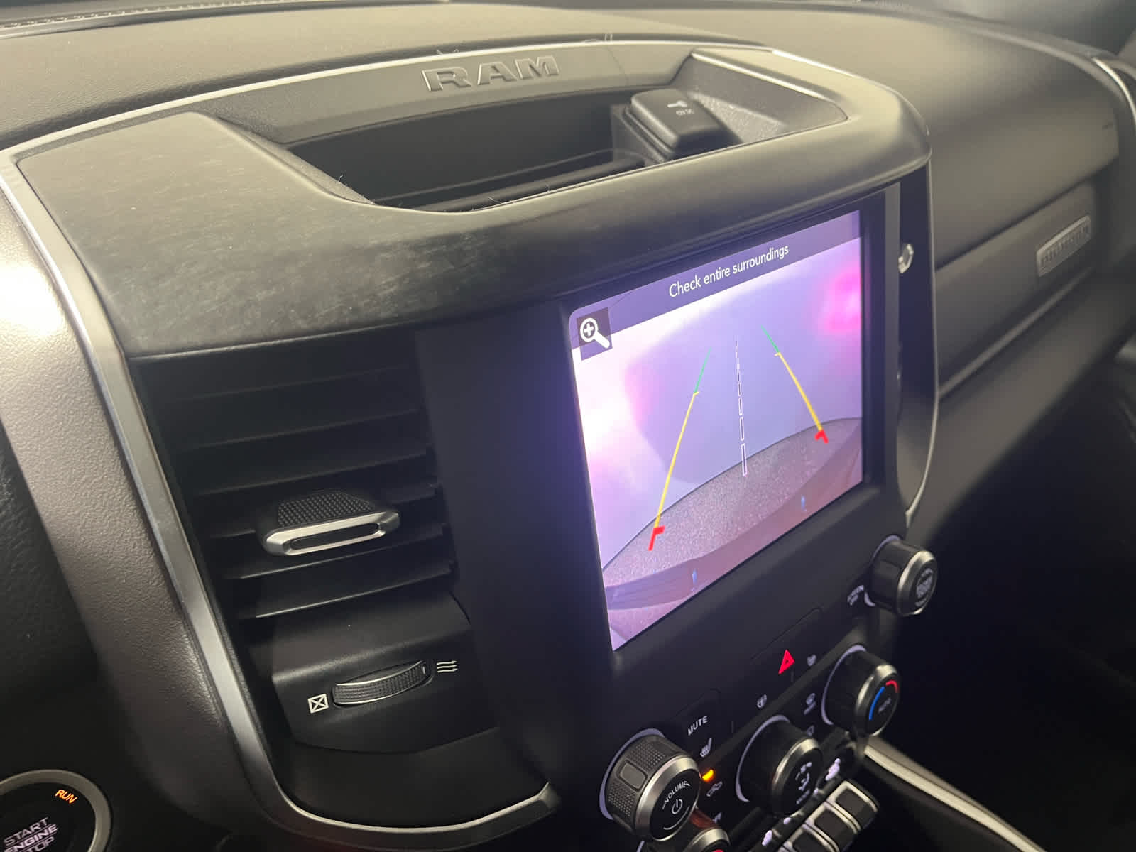 2019 RAM 1500 Big Horn/Lone Star Crew Cab 4x4 5'7' Box