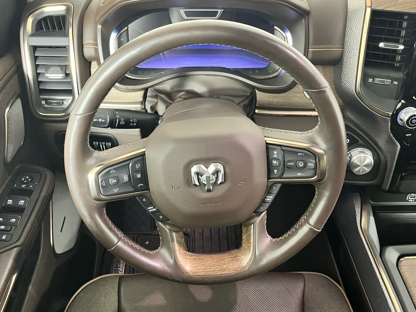2025 RAM 1500 Longhorn