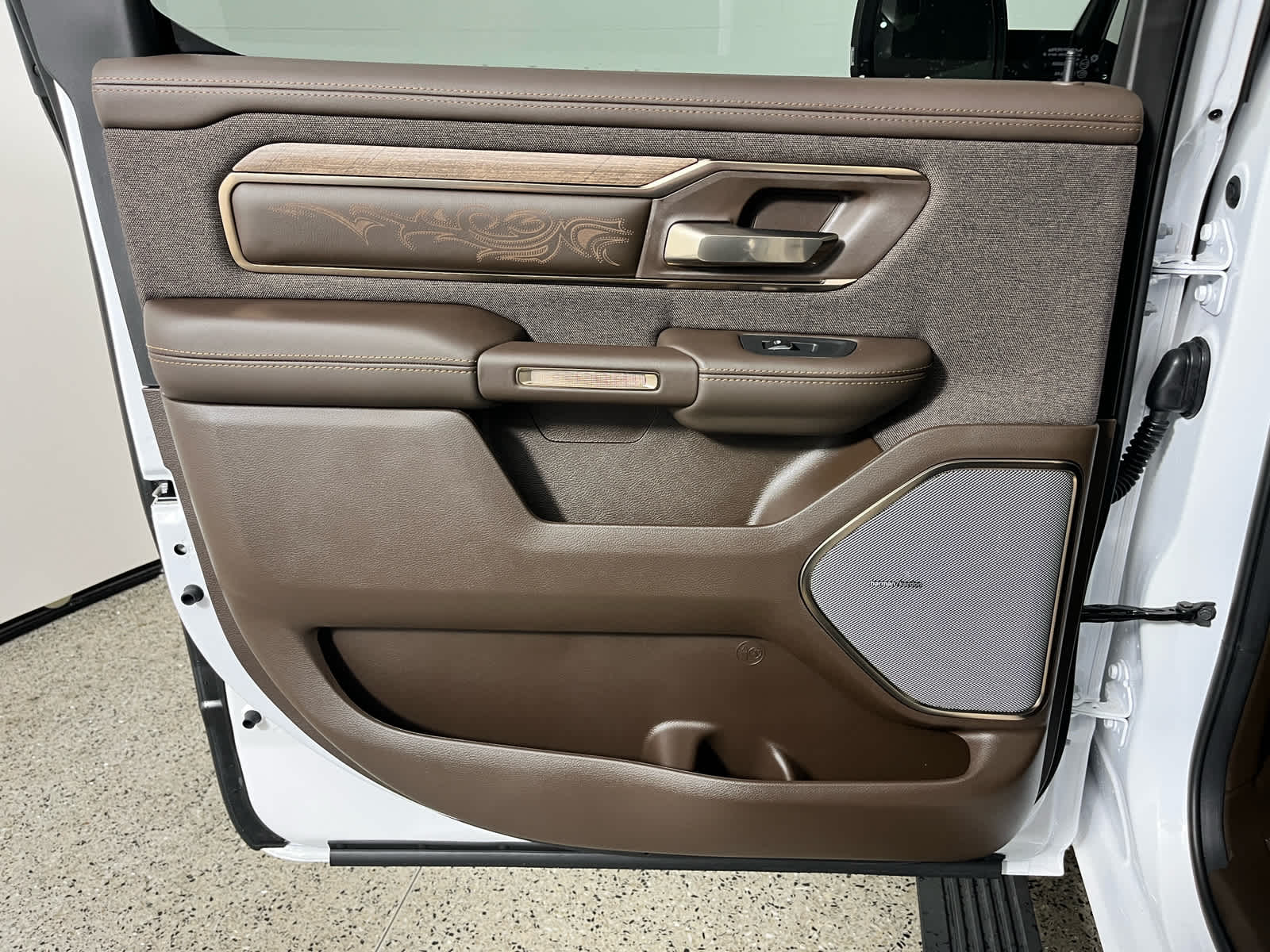 2026 RAM Ram 1500 RAM 1500 LIMITED LONGHORN CREW CAB 4X4 5'7' BOX