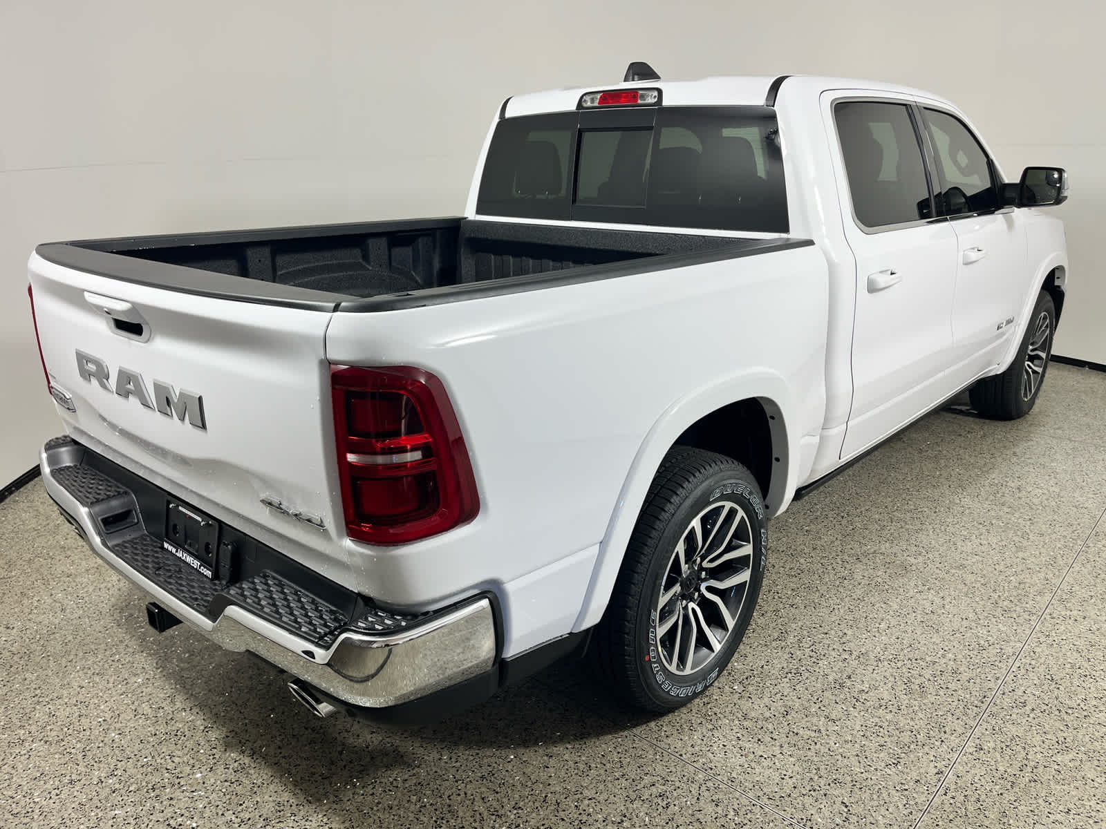 2026 RAM Ram 1500 RAM 1500 LIMITED LONGHORN CREW CAB 4X4 5'7' BOX
