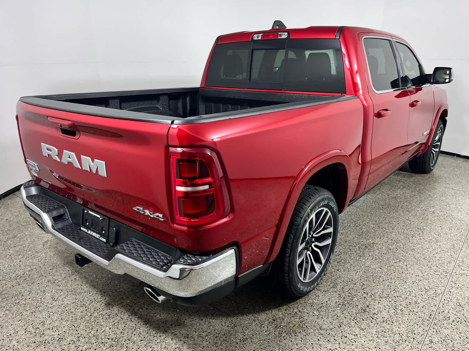 2026 RAM 1500 RAM 1500 LIMITED LONGHORN CREW CAB 4X4 5'7' BOX