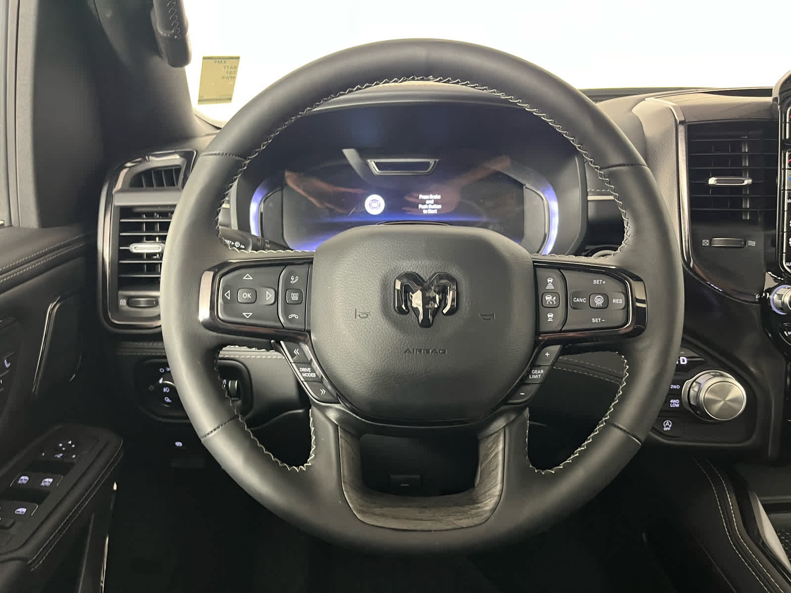 2026 RAM Ram 1500 RAM 1500 LIMITED CREW CAB 4X4 5'7' BOX