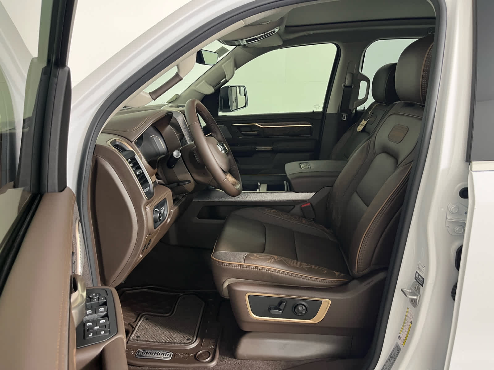 2027 RAM 1500 Longhorn