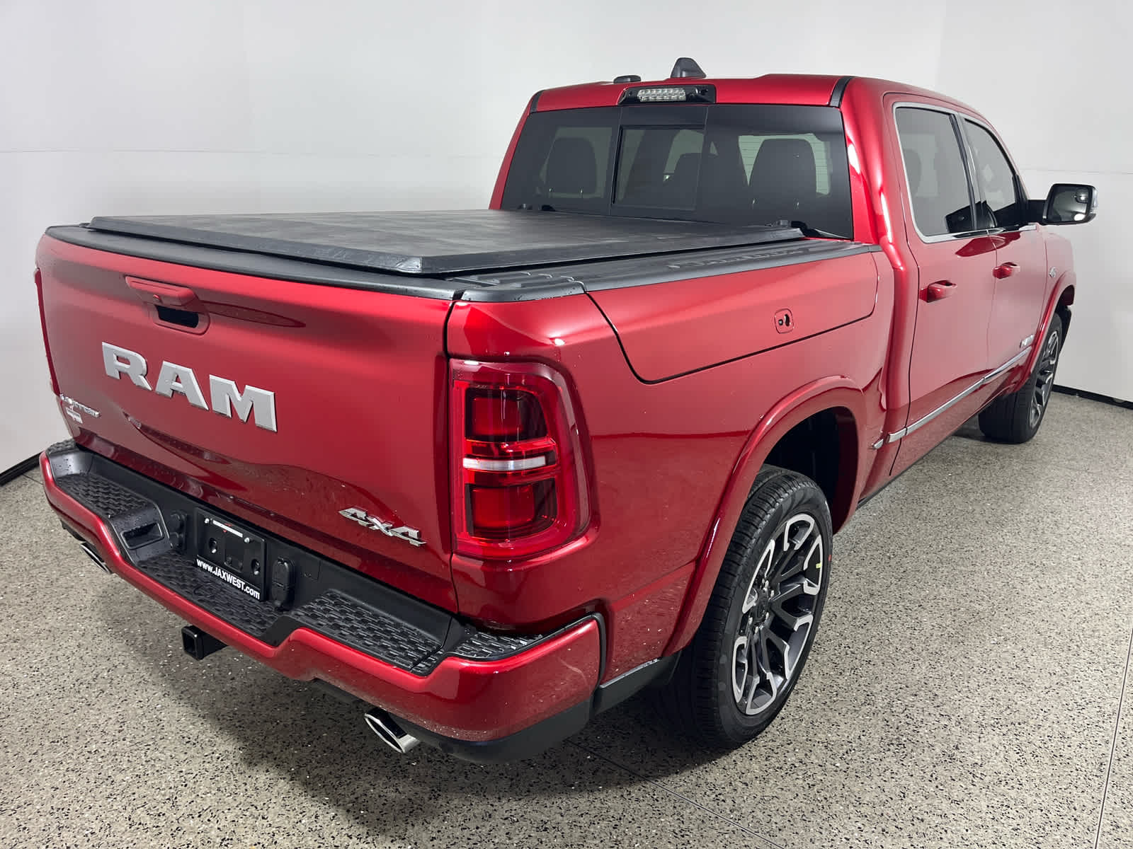 2026 RAM Ram 1500 RAM 1500 LIMITED CREW CAB 4X4 5'7' BOX