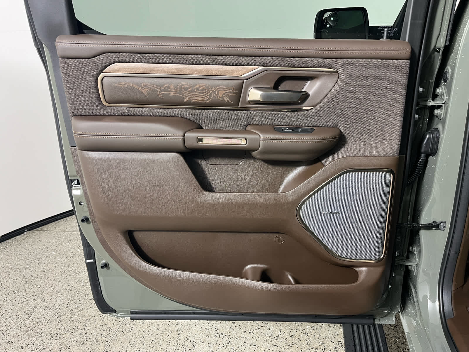 2026 RAM Ram 1500 RAM 1500 LIMITED LONGHORN CREW CAB 4X4 5'7' BOX