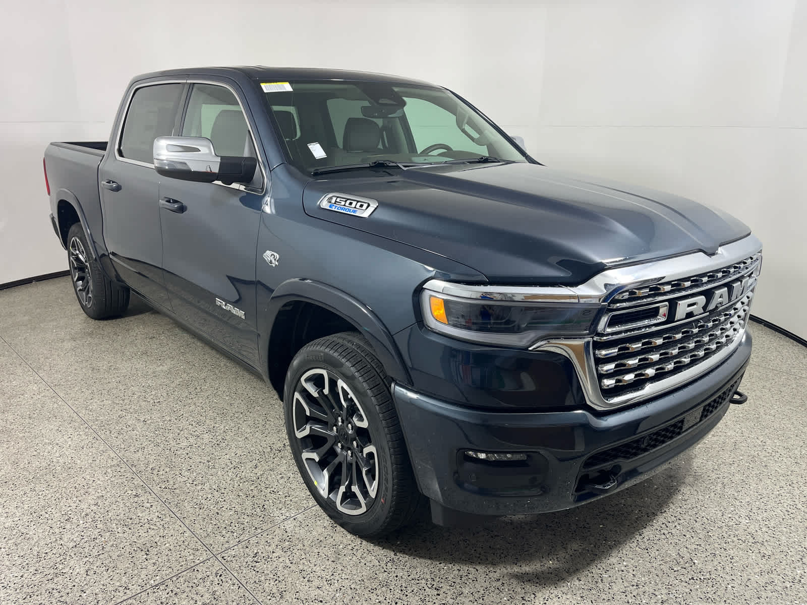 2026 RAM Ram 1500 RAM 1500 LIMITED LONGHORN CREW CAB 4X4 5'7' BOX