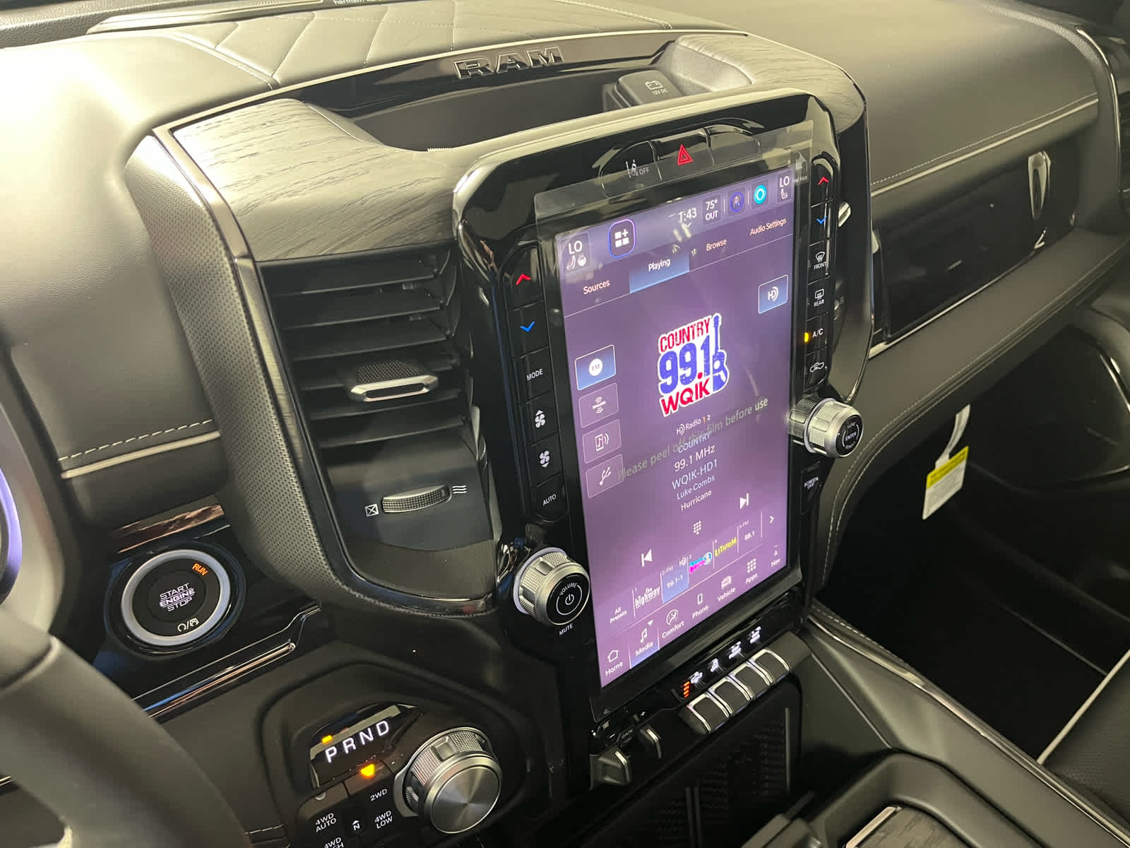 2026 RAM Ram 1500 RAM 1500 LIMITED CREW CAB 4X4 5'7' BOX