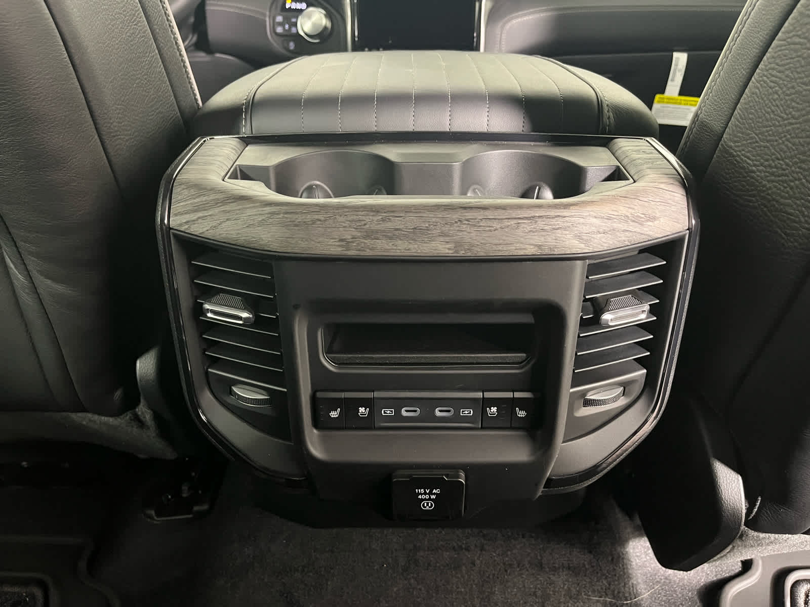 2026 RAM Ram 1500 RAM 1500 LIMITED CREW CAB 4X4 5'7' BOX