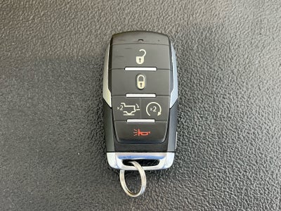 2022 RAM 1500 Laramie Crew Cab 4x4 5'7' Box