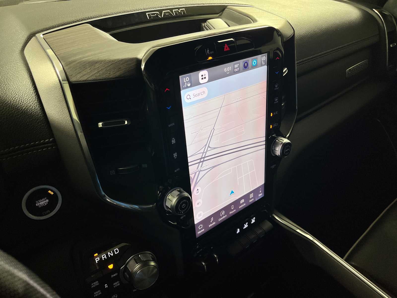 2025 RAM 1500 Laramie