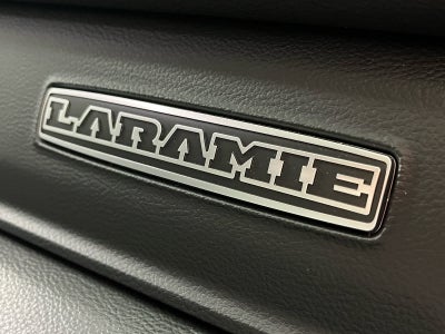 2022 RAM 1500 Laramie Crew Cab 4x4 5'7' Box