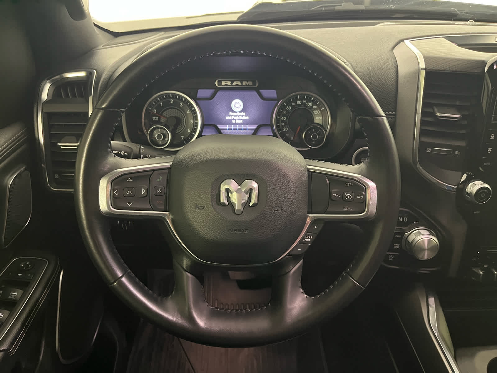 2024 RAM 1500 Laramie