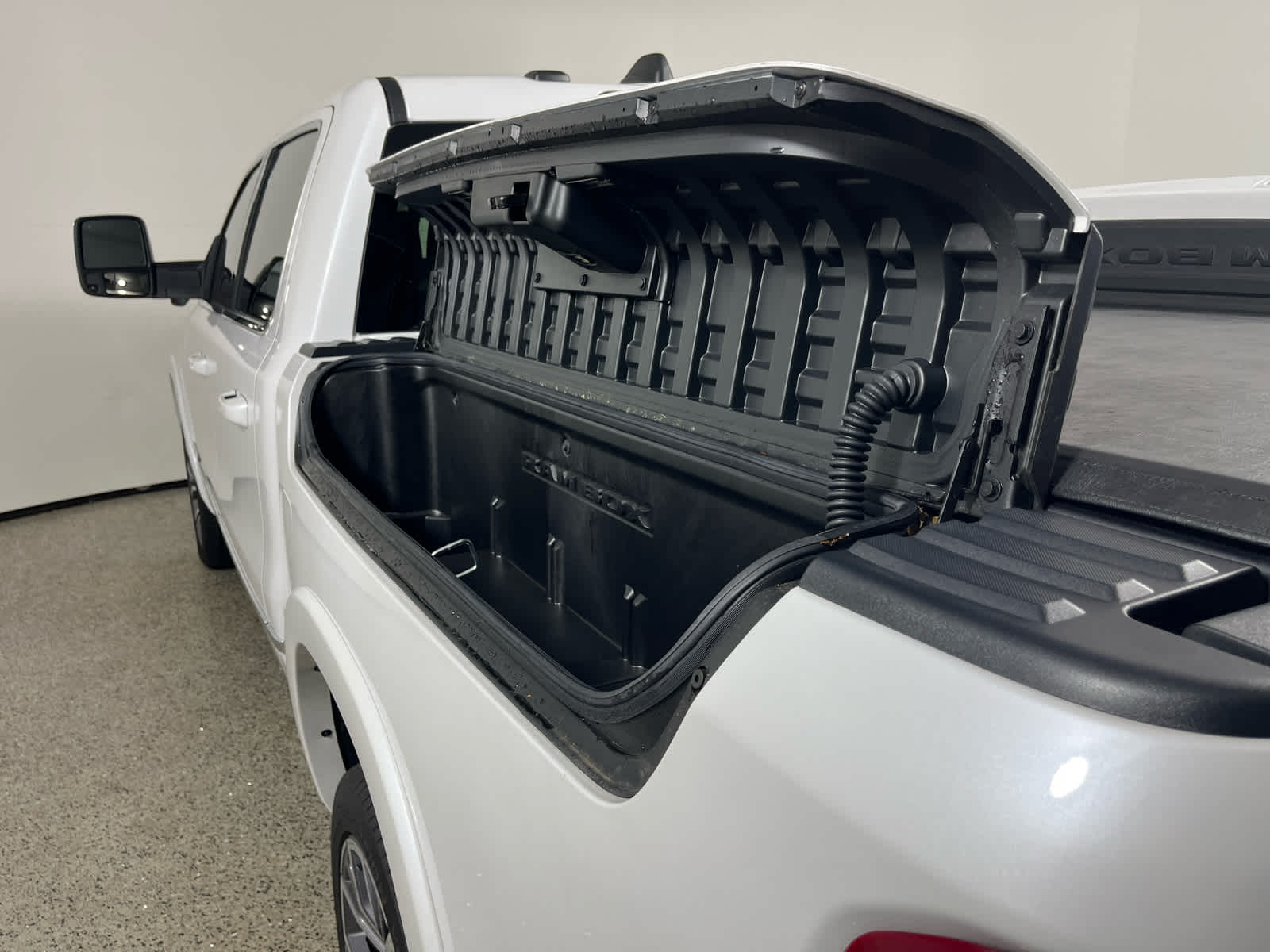 2025 RAM 1500 Tungsten Crew Cab 4x4 5'7' Box