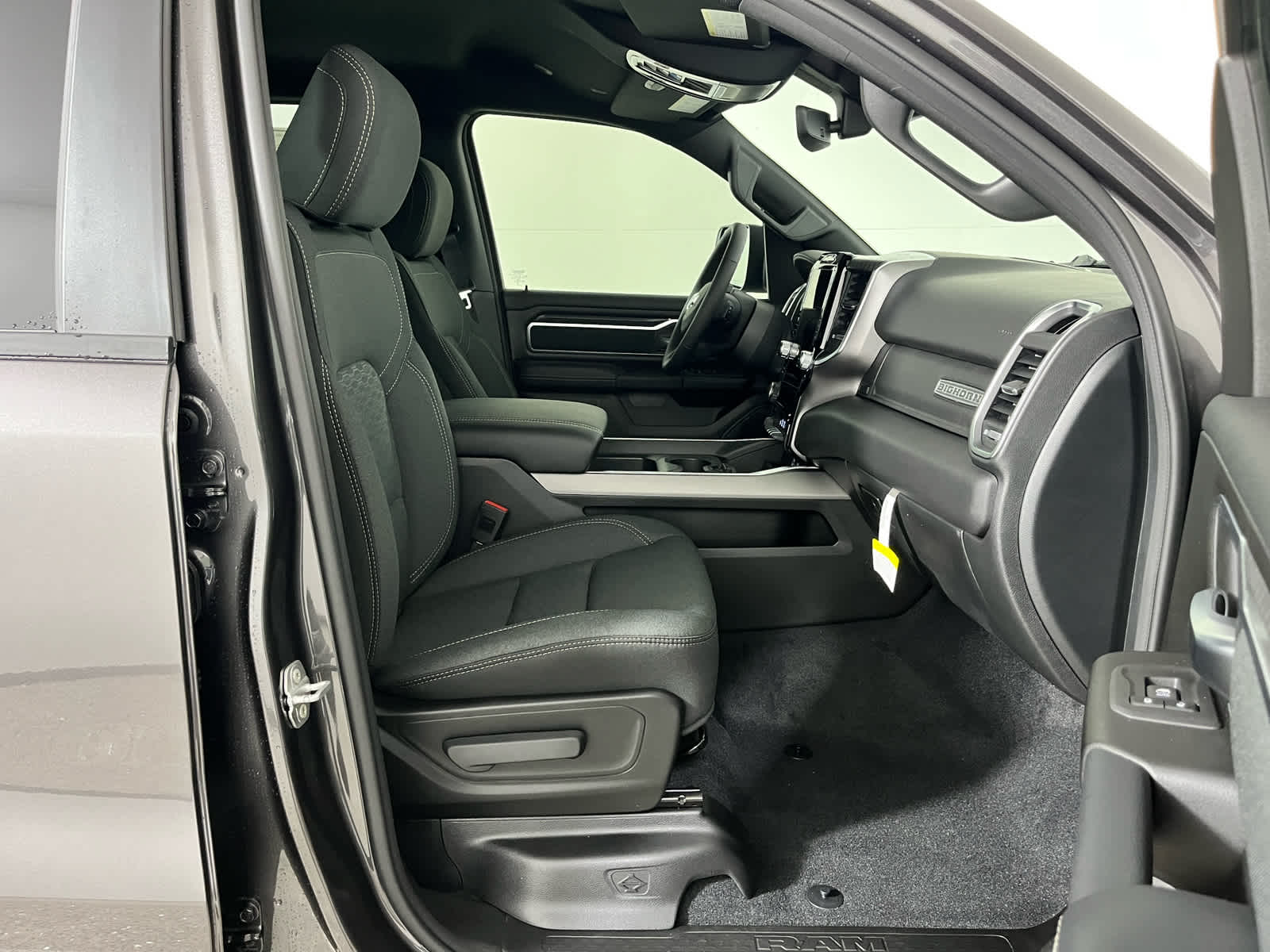 2026 RAM Ram 1500 RAM 1500 BIG HORN CREW CAB 4X4 6'4' BOX