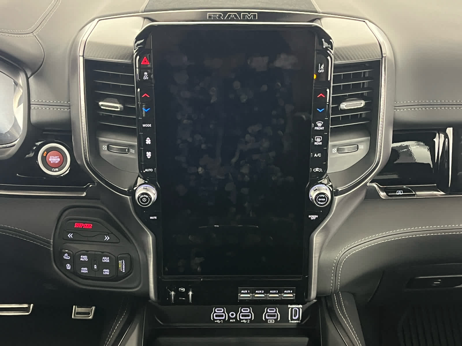 2026 RAM Ram 1500 RAM 1500 RHO CREW CAB 4X4 5'7' BOX