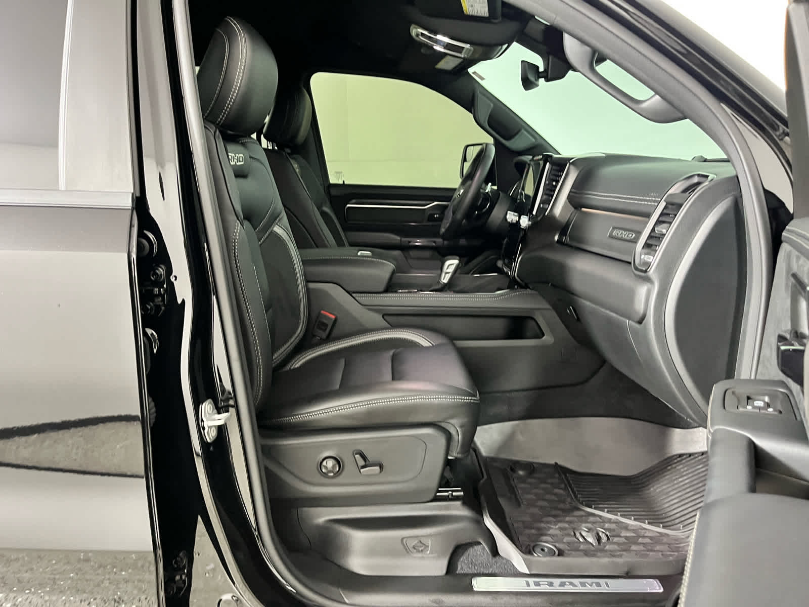 2026 RAM 1500 RHO Crew Cab 4x4 5'7' Box