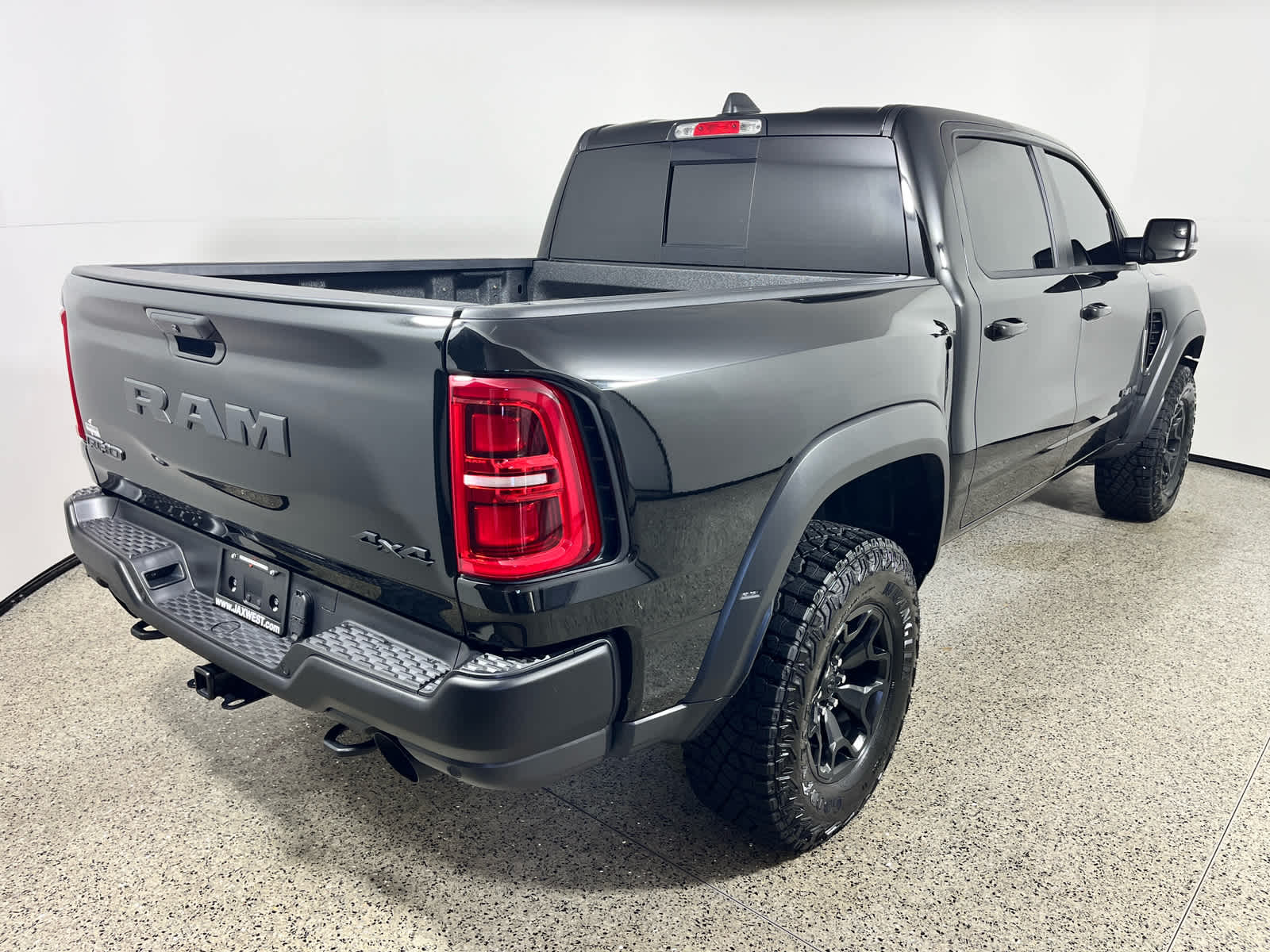 2026 RAM 1500 RHO Crew Cab 4x4 5'7' Box