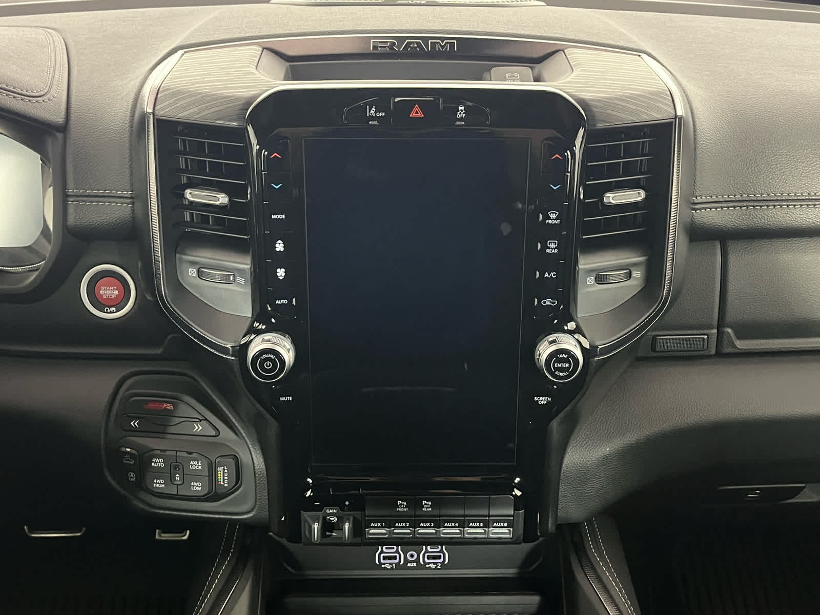 2026 RAM Ram 1500 RAM 1500 RHO CREW CAB 4X4 5'7' BOX