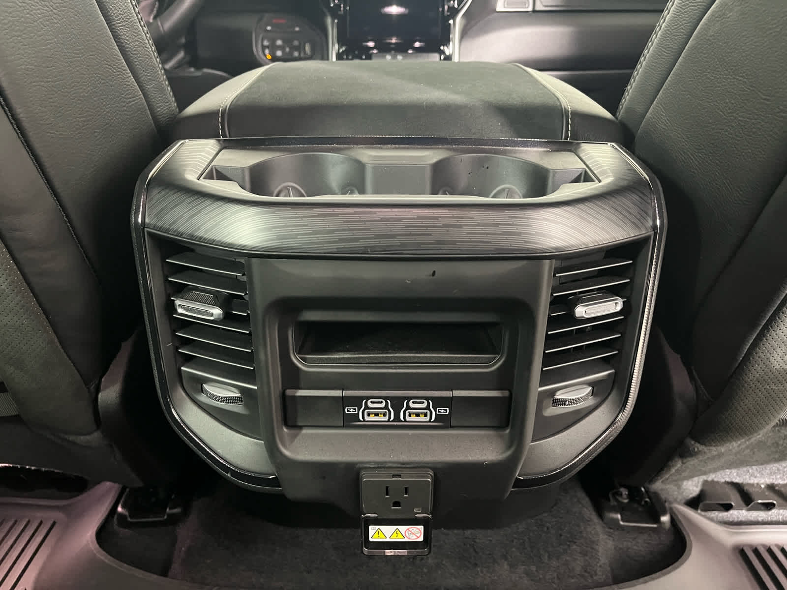 2026 RAM 1500 RHO Crew Cab 4x4 5'7' Box