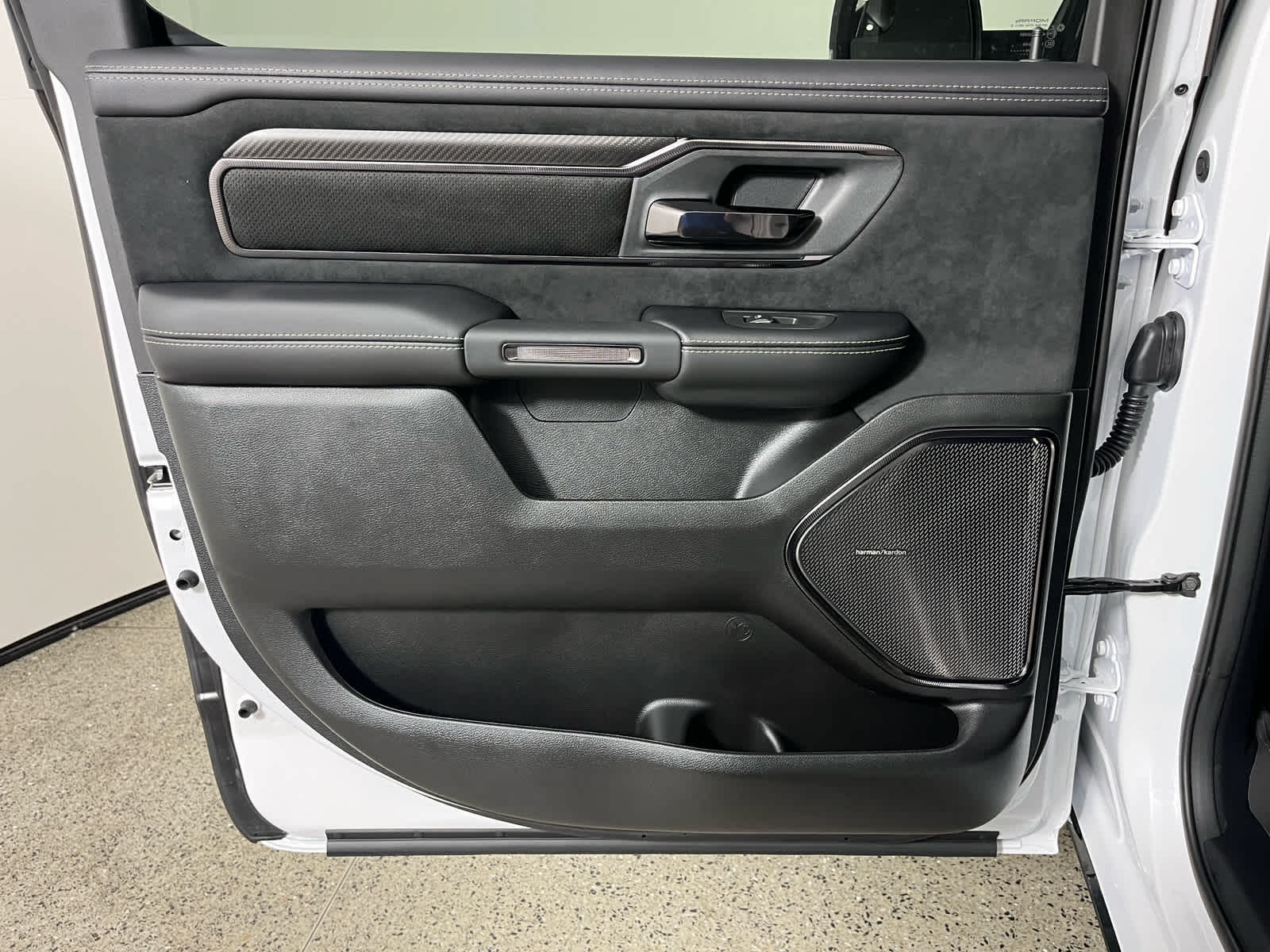2027 RAM 1500 RHO