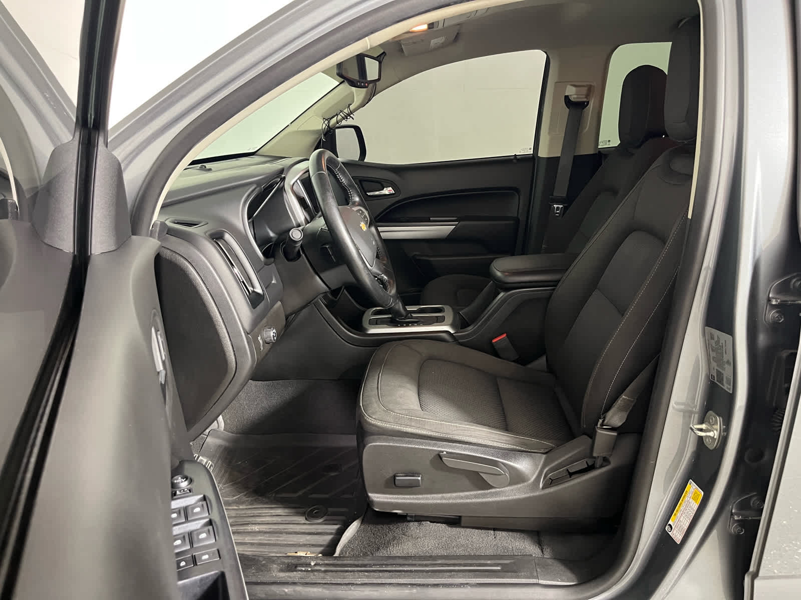 2022 Chevrolet Colorado 2WD LT