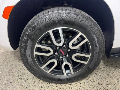 2024 GMC Yukon XL AT4