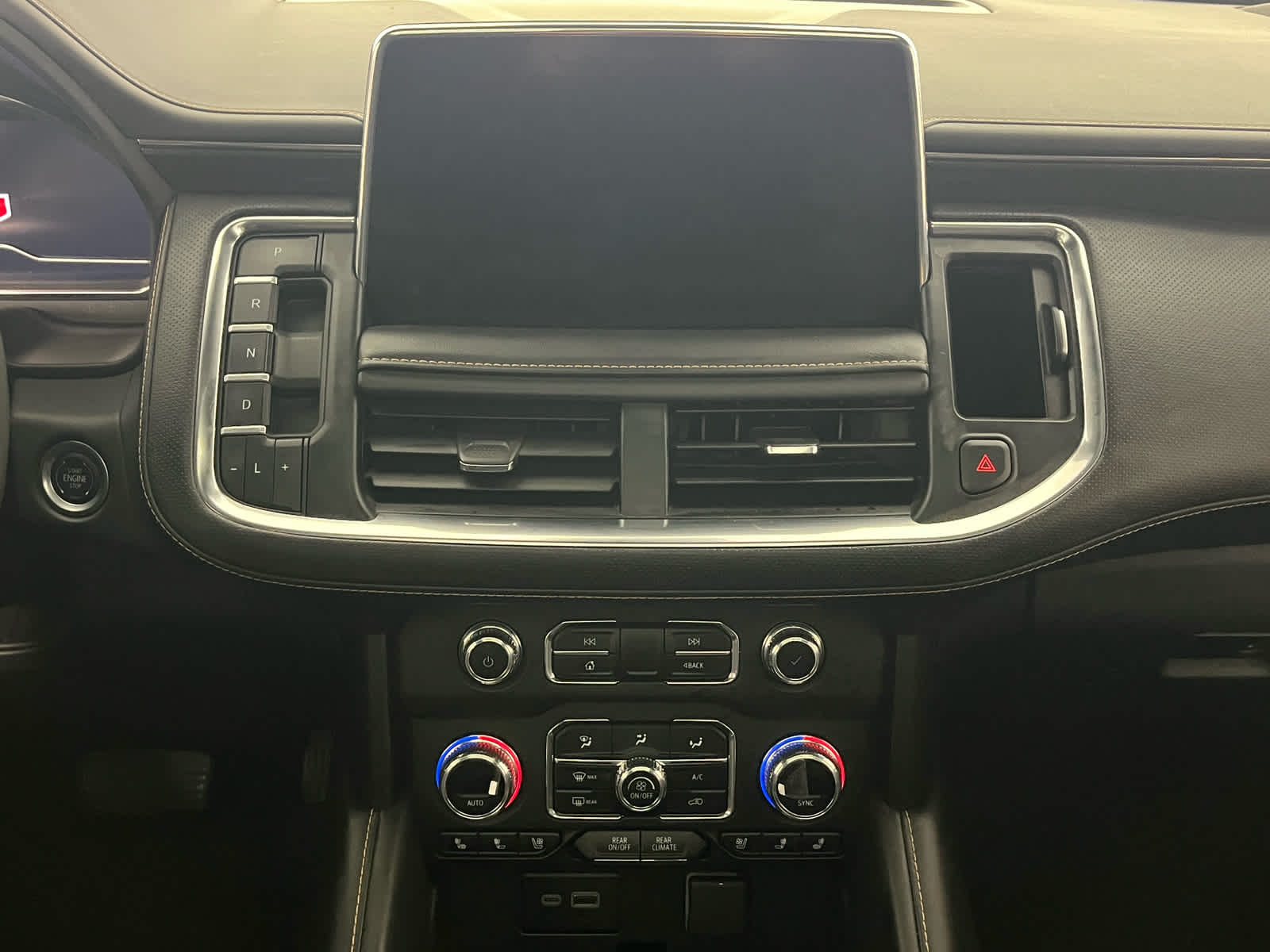 2024 GMC Yukon XL AT4