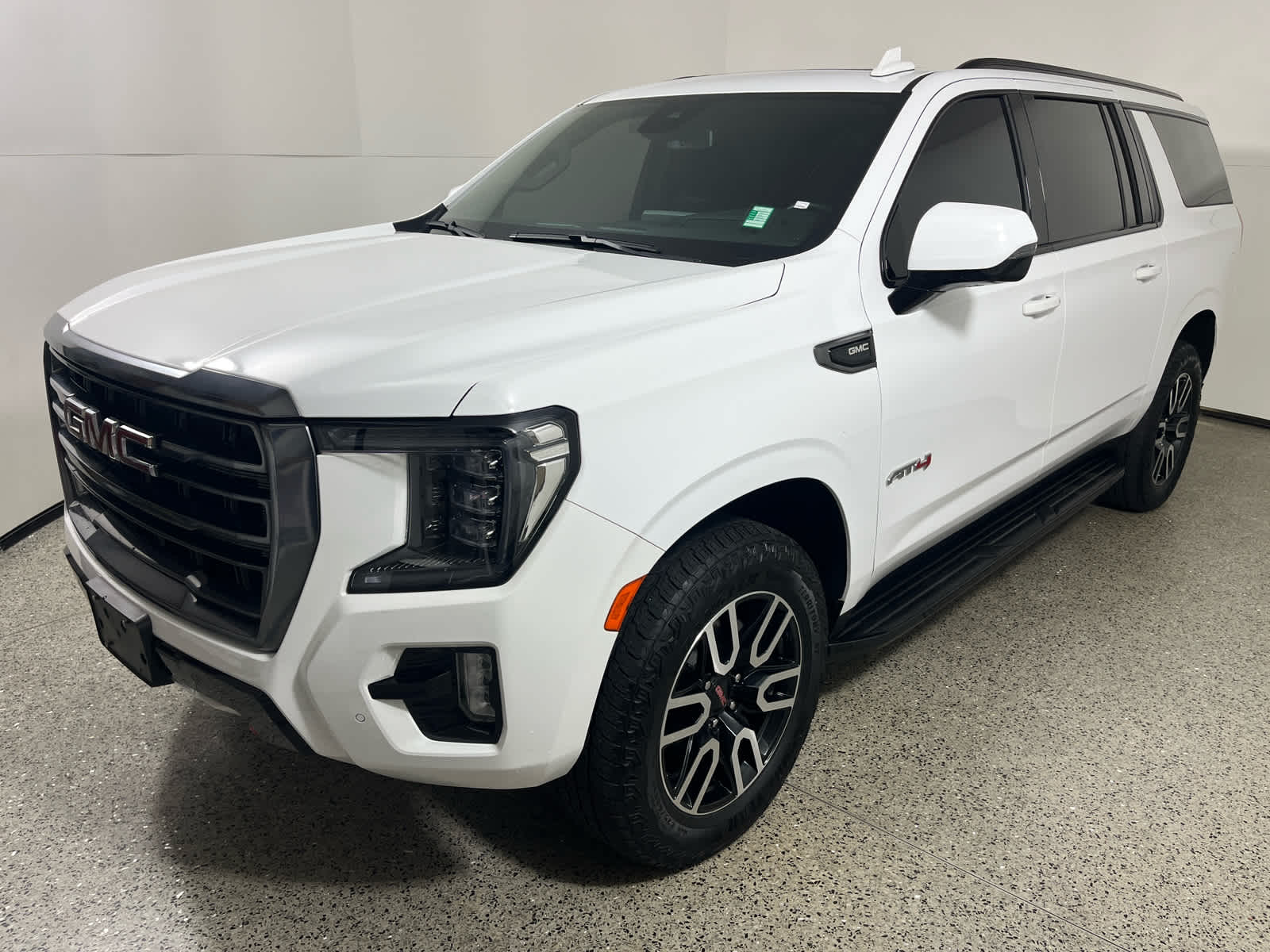 2024 GMC Yukon XL AT4