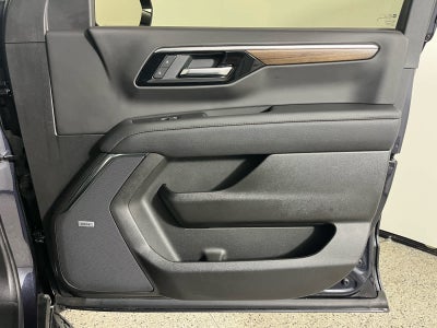 2025 Chevrolet Suburban High Country