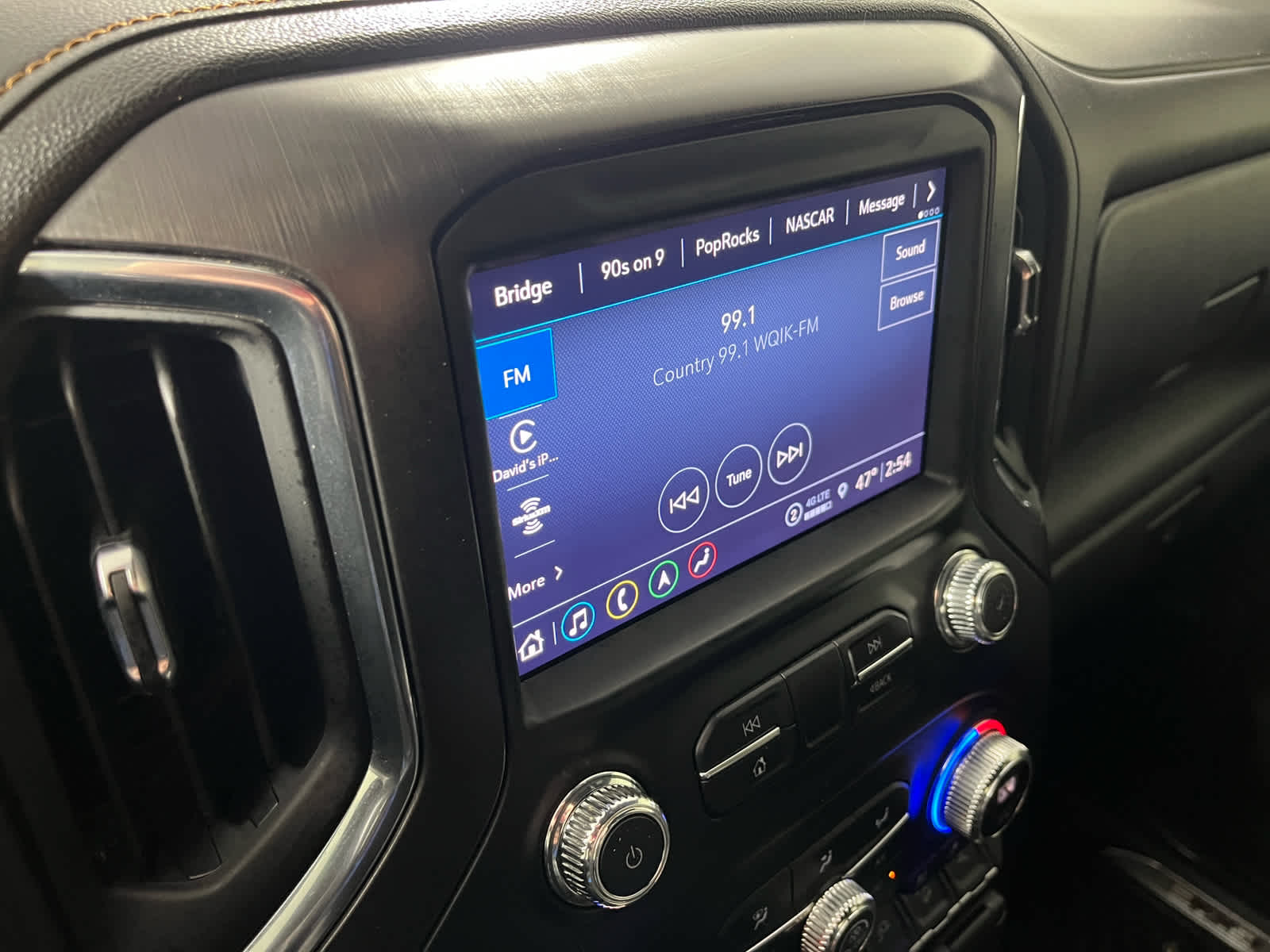 2022 GMC Sierra 2500HD 4WD Crew Cab Standard Bed AT4