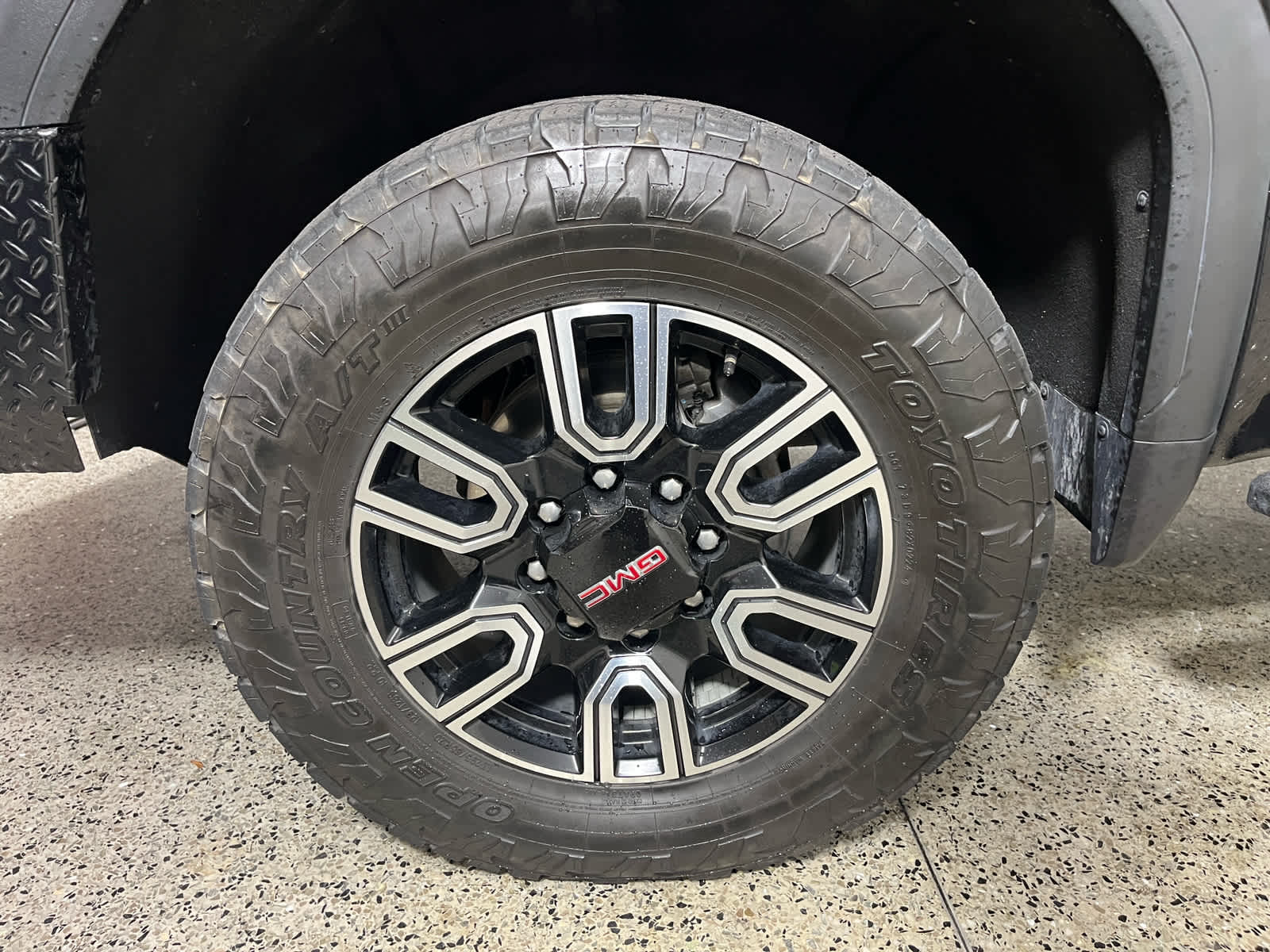 2022 GMC Sierra 2500HD 4WD Crew Cab Standard Bed AT4