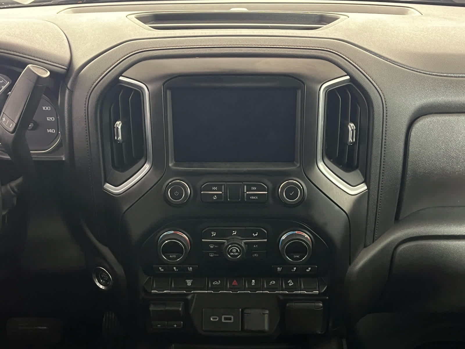 2022 GMC Sierra 2500HD 4WD Crew Cab Standard Bed AT4